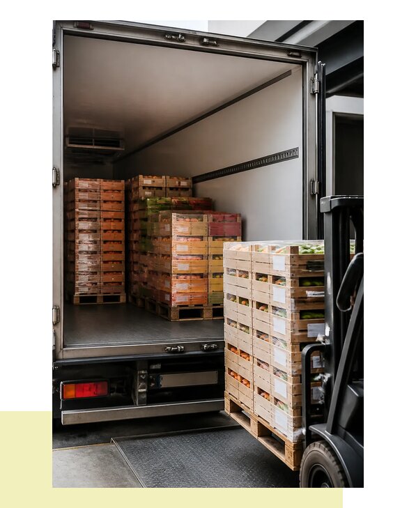 Перевозка сельхозпродукции на паллетах с доставкой в Лесозаводск